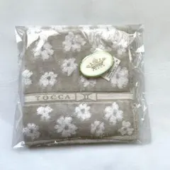TOCCA ライトグレー系　大人の品良いタオルハンカチのサムネイル