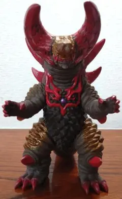 ウルトラ怪獣DX スカルゴモラ ベリアル融合獣 ウルトラマンジード ソフビ