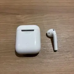 AirPods本体 ホワイト 充電ケース付き