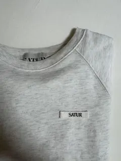 SATUR 半袖 Tシャツ ライトグレー