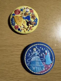 ディズニー刺繍缶バッジ　第2弾　美女と野獣 シンデレラ 2個セット