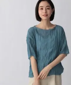 【新品タグ付】LOWRYS FARM シアープリーツプルオーバー　ブルーのサムネイル