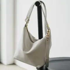 極美品✨　russet ソフトレザーシンプルショルダーバッグ 2way ホワイト