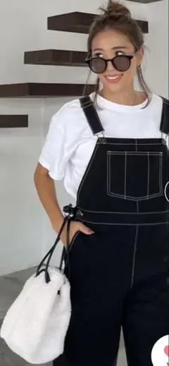 CHERI since1985 ボア緊張型ミニポーチ