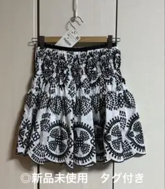 ZARA WOMAN 新品未使用　タグ付き　刺繍 スカート