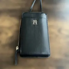 TOMMYHILFIGER スマホショルダーバッグ