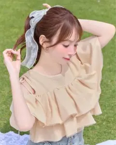 【美品】ミシェルマカロン ギャザーフリルニットトップス フリルトップス