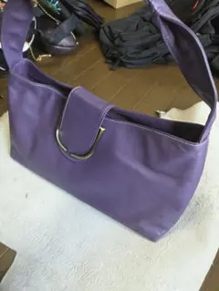 最終値下げ　Ungaro 紫色 ハンドバッグ