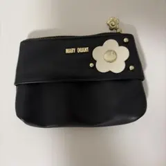 MARY QUANT ブラックポーチ フラワーモチーフ　ティッシュ