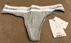 【新品未使用】Calvin Klein Tバック ショーツ カルバンクラインのサムネイル