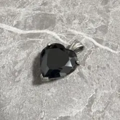 【レア】ヴィンテージ オニキス ハートモチーフ ネックレストップ 天然石 大ぶり