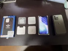 iPhone13Pro アルパイングリーン 256GB adidasケース付き