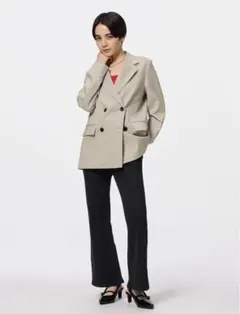 GU スリムフレアジーンズ　丈短め