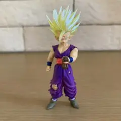 ドラゴンボール　孫悟飯　スーパーサイヤ人フィギュア ガチャガチャ