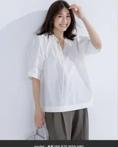 美品 UNFILO トップス FINE MOVE ランタン ブラウス Mのサムネイル