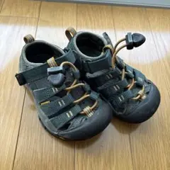 【売り切り値下げ】KEEN ベビーサンダル グリーン　オリーブ　15.0