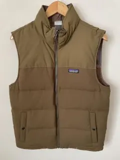 パタゴニア patagonia ダウンベスト カーキ オリーブ L - メルカリ
