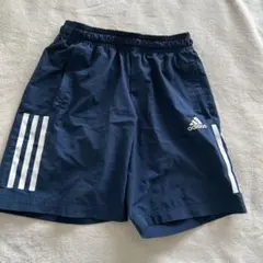 adidas ハーフパンツ ネイビー 150サイズ