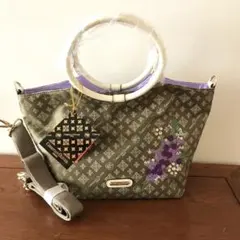 Item thumbnail for item e688c489-1f17-4c96-ba83-c0a2c3880f03