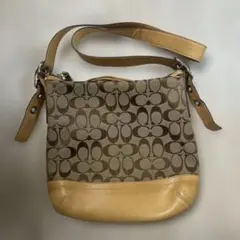 COACH シグネチャー ショルダーバッグ ベージュ 美品