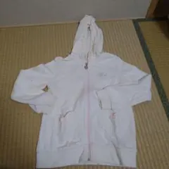 美品メゾピアノ　ホワイト フード付きパーカー 130サイズ