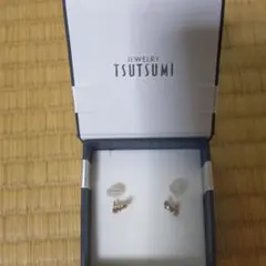 ジュエリーツツミ10金イヤリングのサムネイル