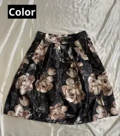 Color アンティークローズ柄 フレアスカート