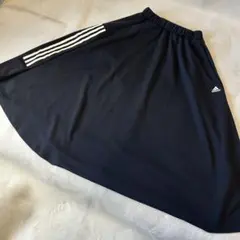 adidas ロングスカート フレア ブラック 3ストライプSサイズのサムネイル