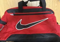 Nike ボストンバッグ 赤黒のサムネイル