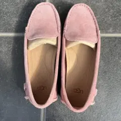 UGG ピンク スエード ローファー　モカシン