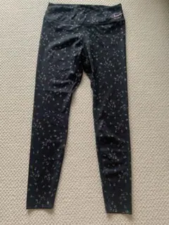 Nike 花柄レギンスサイズL XL新品　ブラックハワイ購入