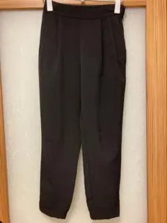 GU パンツ　ブラック　黒　Lサイズ