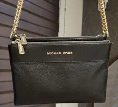 MICHAEL KORS ブラックショルダーバッグ