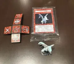 ダンジョンダイスモンスターズ　【DDM】 青眼の白龍　カード未開封