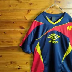 umbro　アンブロ　スポーツウェア　トレーニングウェア　サッカーウェア　L