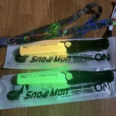 SnowMan on ペンライト2本　銀テープ１本　＊