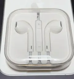 【新品未使用】Apple純正 EarPods Lightning イヤホン