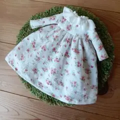 usedハンドメイドNo.261ドール用アウトフィット　ブライス等洋服のサムネイル