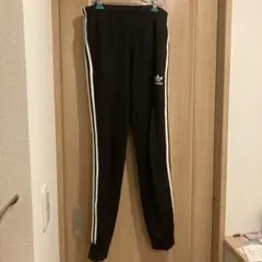 ン　adidas トレーニングパンツ 黒
