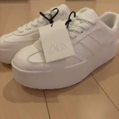 ZARA ザラ　厚底スニーカー（新品）
