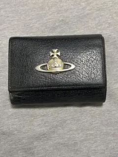 ヴィヴィアン ウエストウッド　三つ折り財布　急ぎの取引