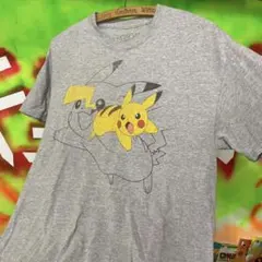 USA古着 ポケモン ピカチュウ グレー Tシャツ アメリカ アニメ ゲームのサムネイル