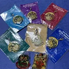 TokyoDisneyland 記念チャーム、ピンバッジ　非売品