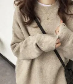 【新品、タグ付き】REBALANCE ラウンドネックセーター　レディース　ニット