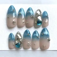 【オーダー】マグネット　グラデーション　埋め尽くし　青　ビジュー　ネイルチップ