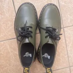 新品箱付きDr. Martens 2046 Olive 5ホール 26cm - メルカリ