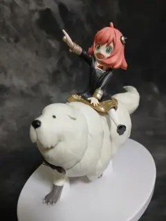 SPY×FAMILY　アーニャ フィギュア　ジャンプ　スパイファミリー　美少女