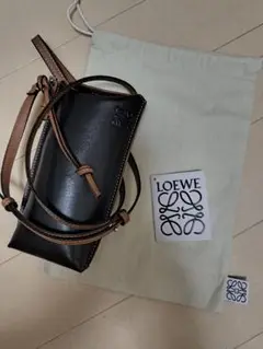 LOEWE ★ブラック★レザーショルダーバッグ★スマホショルダー LOEWE スマホショルダーバッグ ブラック