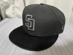 New Era 59FIFTY ブラックキャップ 7 3/4