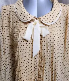 え*い様 4L ベージュ ドット柄 リボン付きブラウス